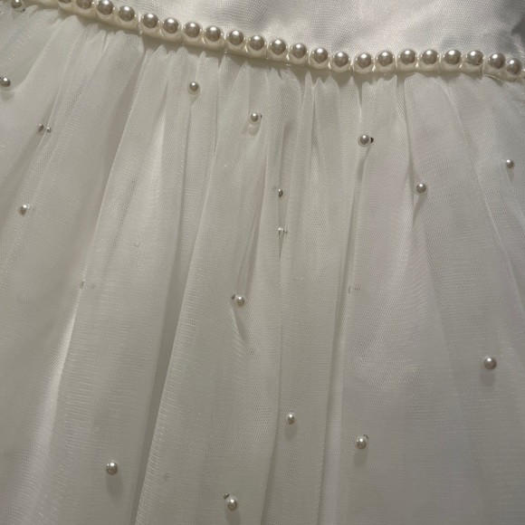 American Princess Tulle Flower Girl Dress in Ivory Size 4T - Picture 4 of 8
